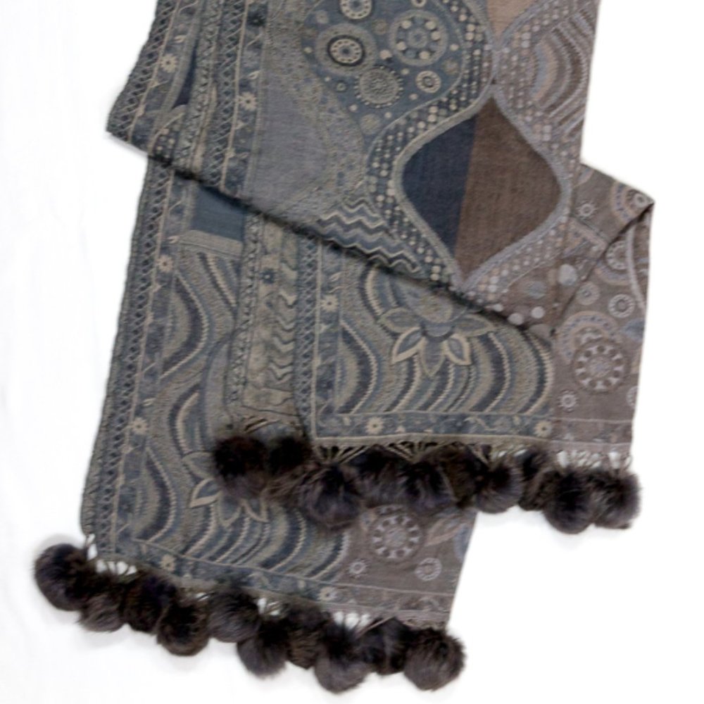 Stunning Pashmina Shawl Wrap Rare  71"x28" EUC